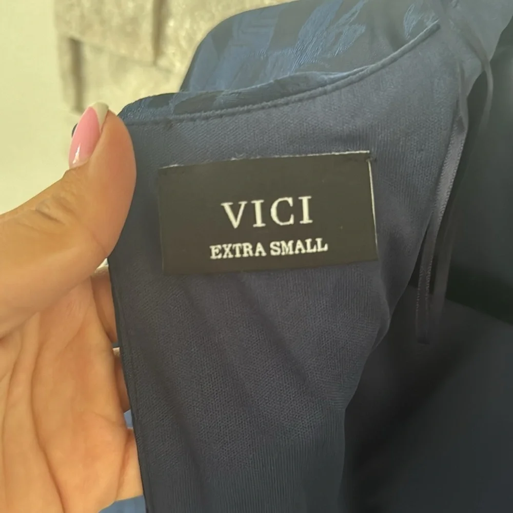 VICI dress xs - Picture 5 of 5